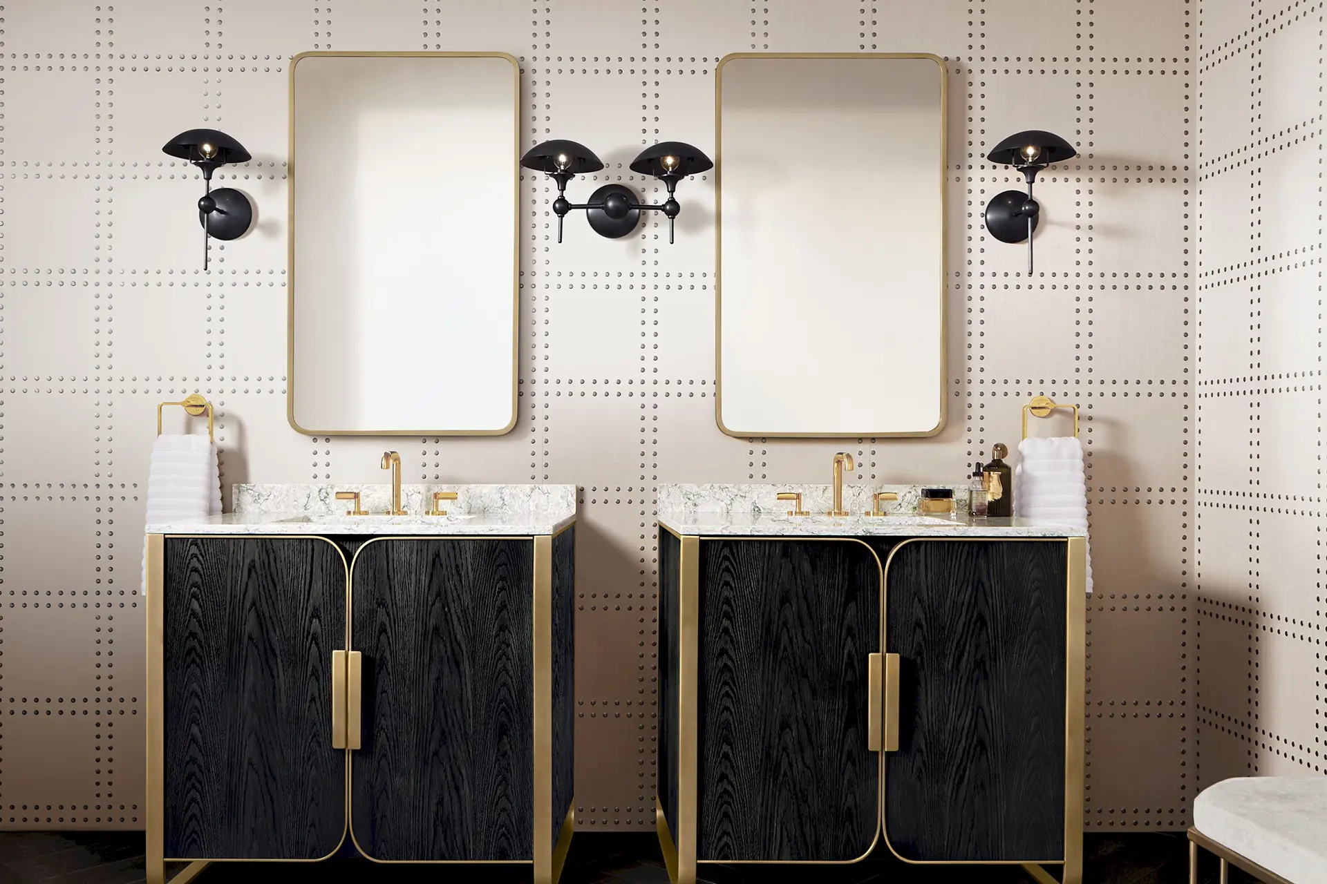 Sophistication Of Hollywood Glam